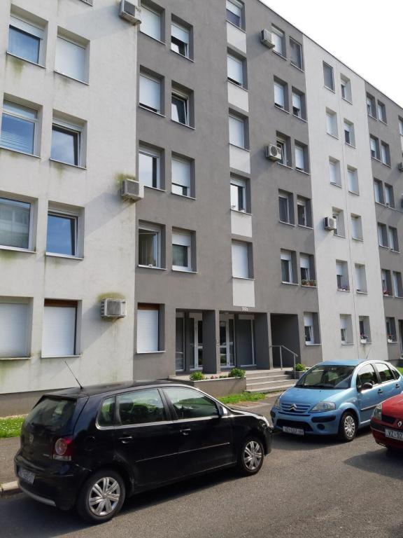 Apartman Mirek Apartamento Varaždin Exterior foto