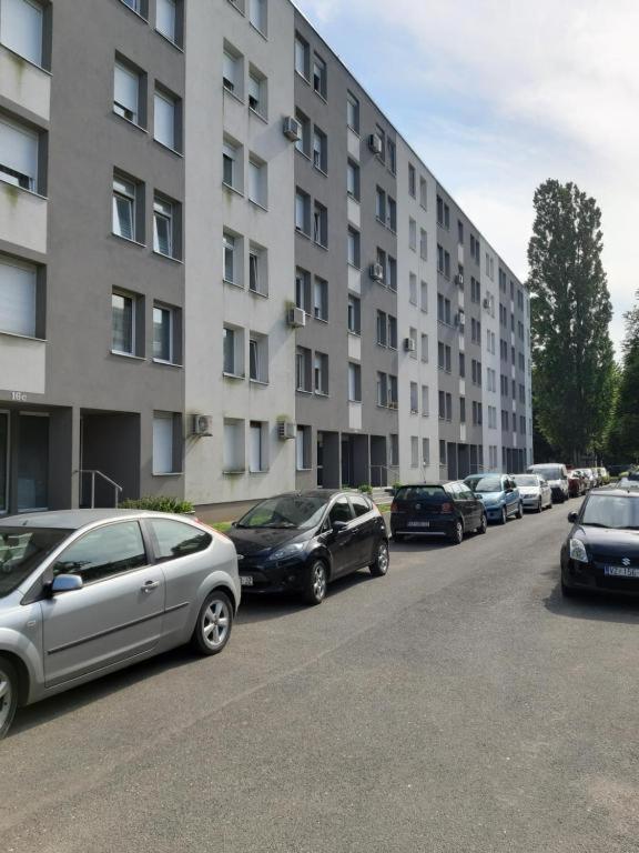 Apartman Mirek Apartamento Varaždin Exterior foto